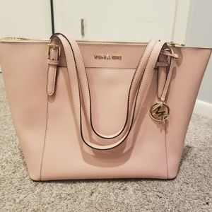 Michael Kors Tote